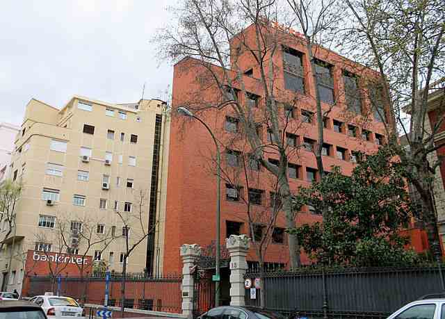 Bankinter: otro en el momento de la verdad 640px Edificio Bankinter Madrid 01 Compressed