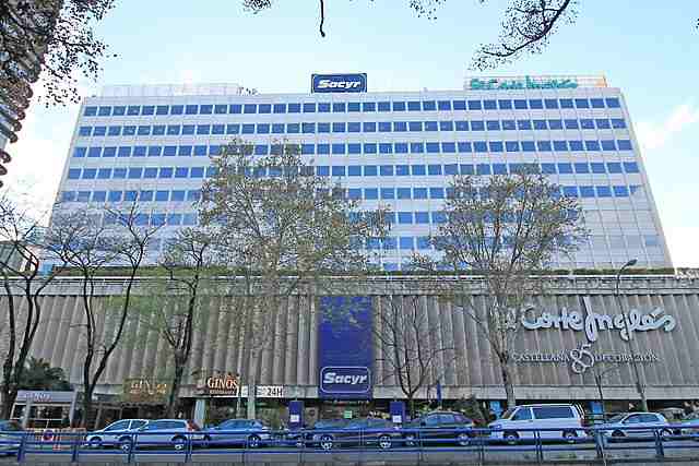 640px Pº Castellana 83 85 Madrid 01 Compressed
