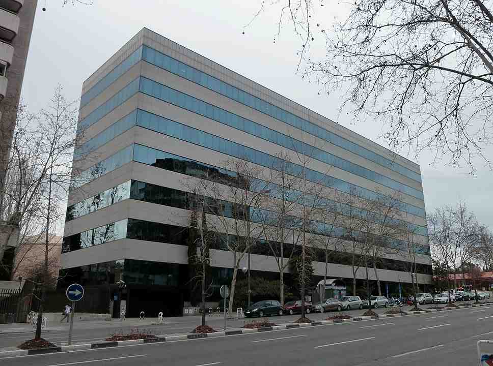 Ferrovial: esperando definición